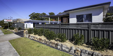 Mariner Motel - Tourism Cairns 0