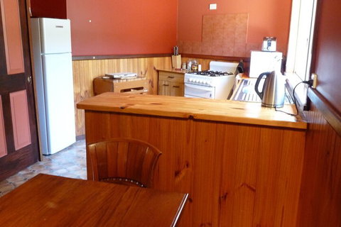 Wrenwood Chalets - Tourism Cairns 5