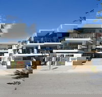 Maggies Beachfront Apt. 10 - Tourism Cairns