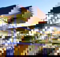 Maggies Beachfront Apt. 7 - Tourism Cairns