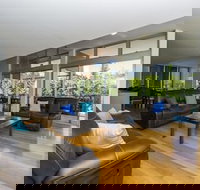 Maggies Beachfront Apt. 12 - Tourism Cairns