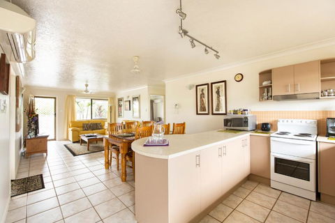 Marcol Place Holiday Apartments - Tourism Cairns 5