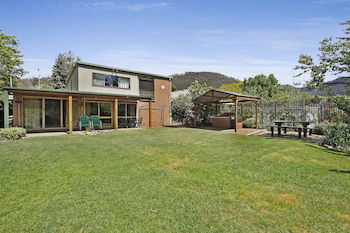 Warrina - Over Looking Ovens River - Tourism Cairns 0