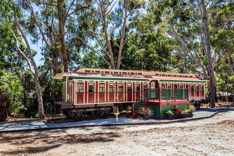 Oak Tree Cottage - Mundaring - Tourism Cairns 4