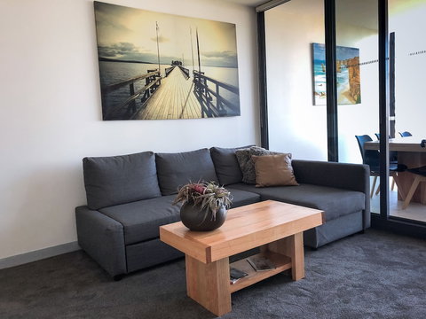 Melbourne River Views - Tourism Cairns 6