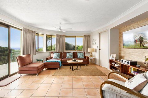 SHORELINE 3 - Tourism Cairns 2