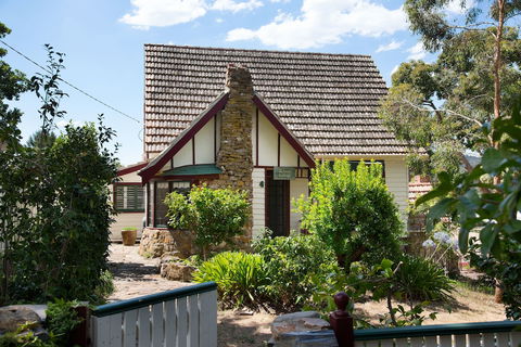 Zelman Cottage - Tourism Cairns 2
