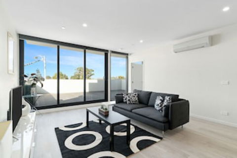 Luxeden Apartments - Tourism Cairns 0