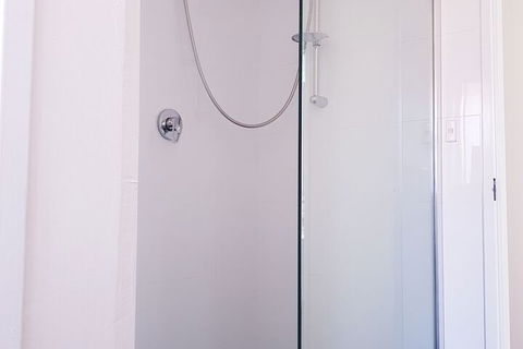 Clayton Apartment - Tourism Cairns 7