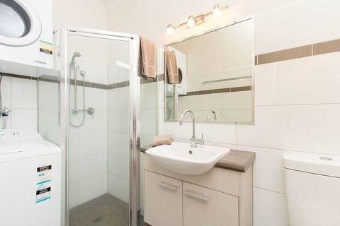 Cable Beach Apartments - Tourism Cairns 7