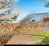 Grandview Accommodation - The Elm Tree Apartments - Tourism Cairns