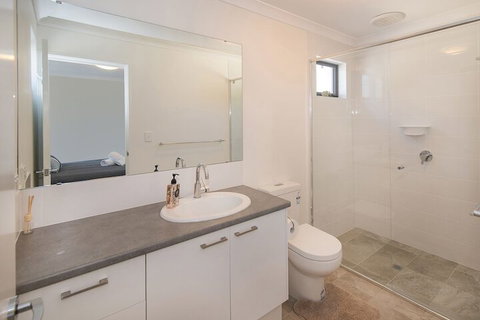 Gale House - Tourism Cairns 1