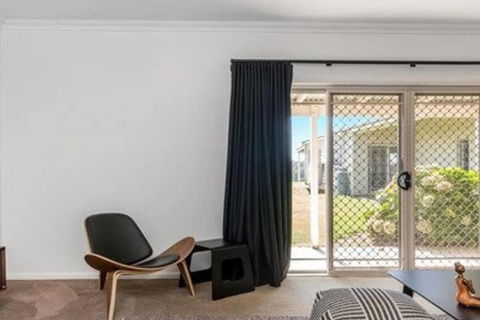 Your Luxury Escape Byron Sunset Breeze - Tourism Cairns 6