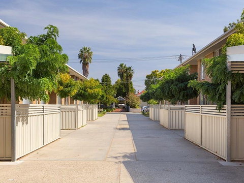 New York Dreamer Central & Sophisticated - Tourism Cairns 5