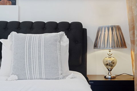 HomeHotel Cozy Duplex In Serene Suburb - Tourism Cairns 6