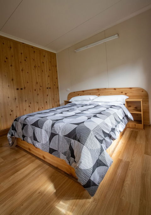 Pine Country Caravan Park - Tourism Cairns 4