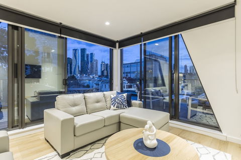 Q Squared Serviced Apartments - Tourism Cairns 3