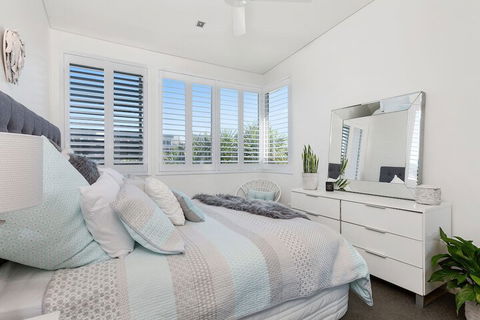 COASTAL CHIC At CASUARINA - Tourism Cairns 1