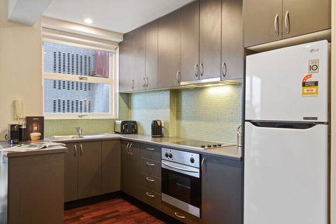 HomeHotel Urban Retreat In Secure Boutique Block - Tourism Cairns 7