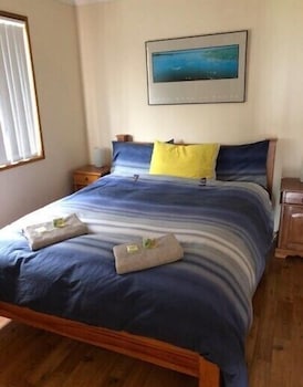 Waves And Wildlife - Tourism Cairns 6