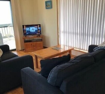 Waves And Wildlife - Tourism Cairns 4