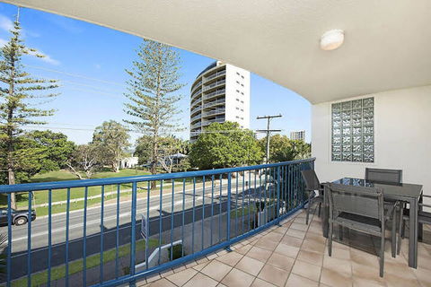 Fairseas Apartments - Tourism Cairns 0