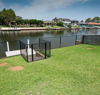 Lake House on Elouera