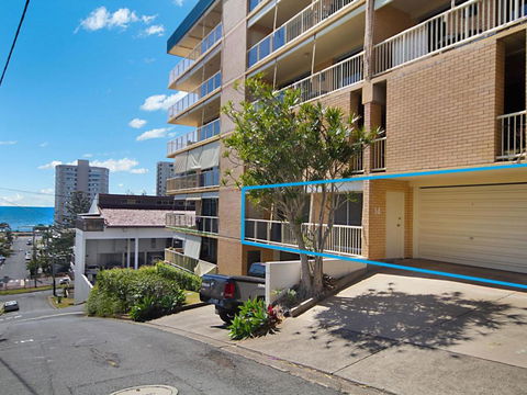 Woobera Unit 14 On The Hill Overlooking Tweed Heads & Coolangatta - Tourism Cairns 5