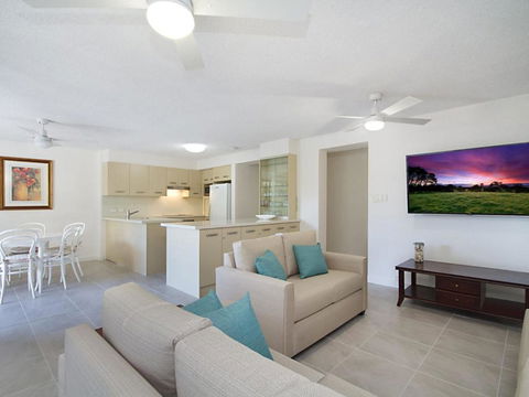 Woobera Unit 14 On The Hill Overlooking Tweed Heads & Coolangatta - Tourism Cairns 2