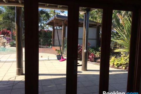 Takura Heights Modern Country Apartment With Pool Access - Tourism Cairns 5