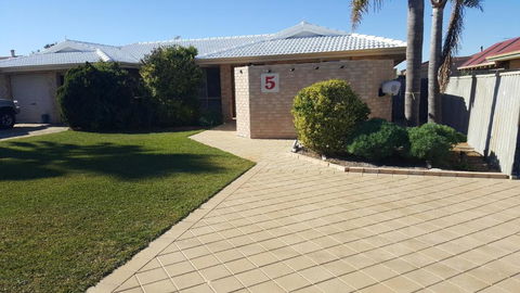 Alexander Drive B & B - Tourism Cairns 2