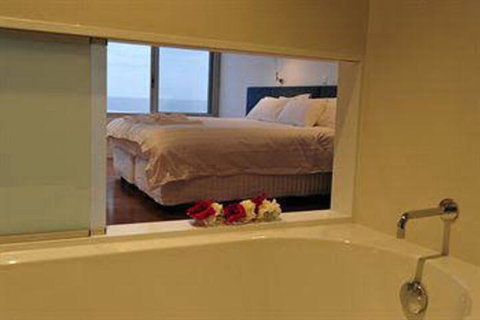 The Ocean Retreat - Tourism Cairns 1