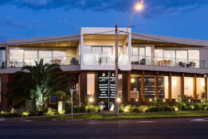  Tourism Cairns