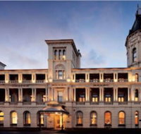 Craigs Royal Hotel - Tourism Cairns