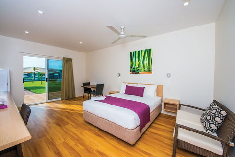Club Tropical Resort Darwin - Tourism Cairns 4