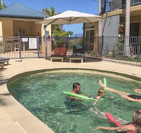 Beachside Holiday Apartments - Tourism Cairns