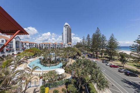 Oaks Gold Coast Calypso Plaza Suites - Tourism Cairns 3
