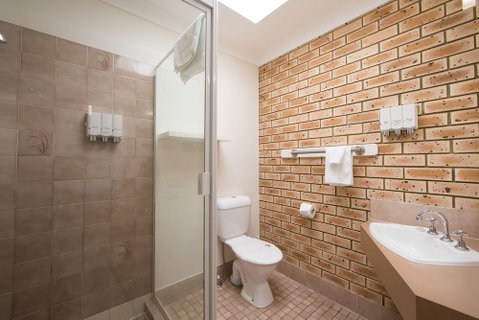 Caboolture Motel - Tourism Cairns 3
