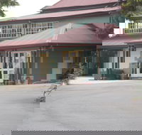 McNevins Loganholme Motel - Tourism Cairns