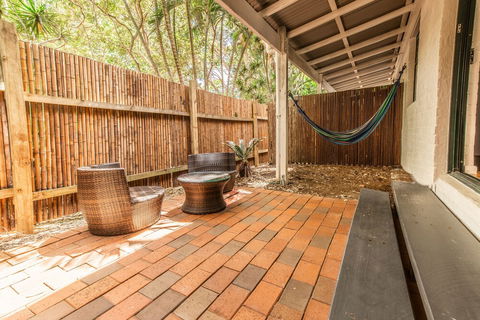 Wake Up! Byron Bay - Tourism Cairns 4