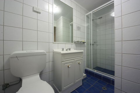 Coconut Grove Holiday Apartments - Tourism Cairns 5