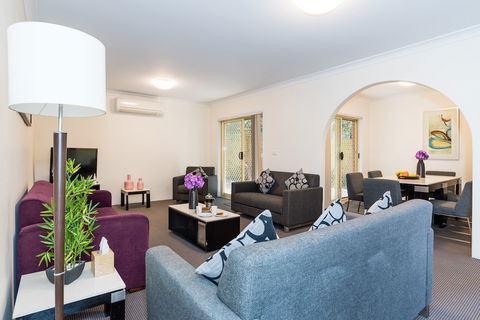 Eastwood Furnished Apartments - Tourism Cairns 1