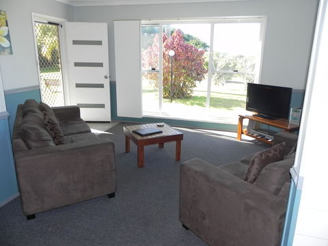 Leisure Lee Holiday Apartments - Tourism Cairns 3
