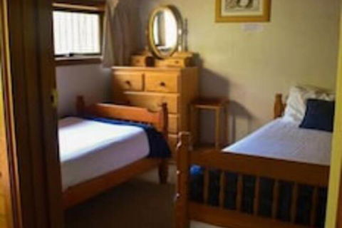 Clarendon Chalets - Tourism Cairns 7