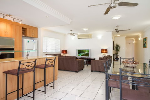 The Mediterranean Beachfront Apartments - Tourism Cairns 6