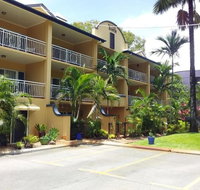 The York Beachfront Holiday Apartments - Tourism Cairns