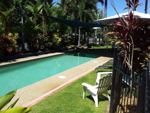 The York Beachfront Holiday Apartments - Tourism Cairns 2