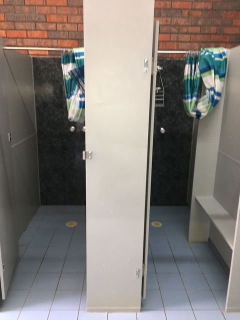 Warrnambool Beach Backpackers - Tourism Cairns 4