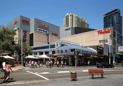 Wyndel Apartments - Bertram - Tourism Cairns 0