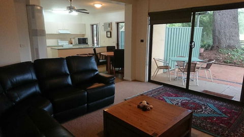 Shepparton Golf Club Motel - Tourism Cairns 6